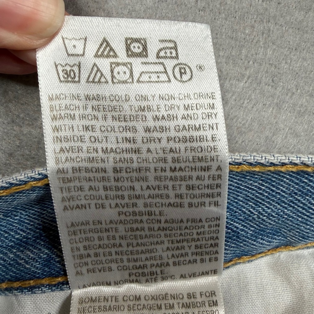 Levis 550 Relaxed Fit Tapered Leg Jeans Mens 32x34 Light Stonewash Blue - Picture 13 of 14